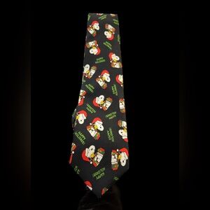 Peanuts by Schulz Snoopy Happy Holidays Tie Retro Vintage Novelty 4" x 57"
